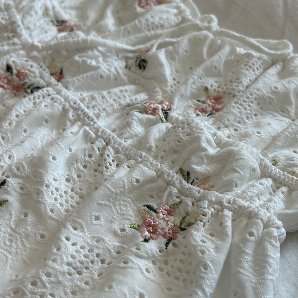 KIRIOUS LA White Floral Eyelet Tie-Front Peplum Crop Top summer spring M Medium - Picture 5 of 5